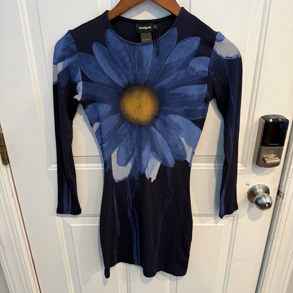 Desigual Navy Blue Floral Mini Dress with Yellow Center - Picture 3 of 8